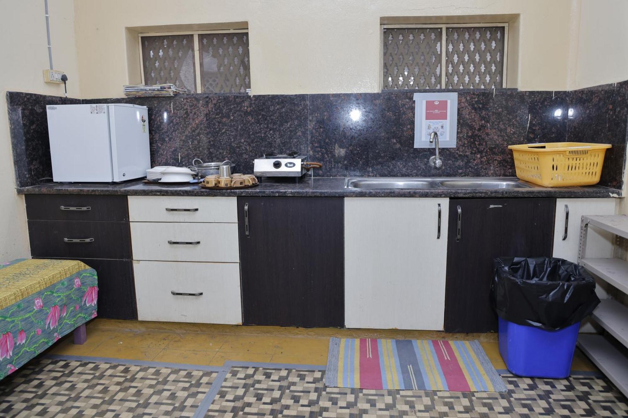 1 Room For 4 Guests Or 2 Bhk For 4 To 10 Guests With Ac For Families Hyderabad Eksteriør billede